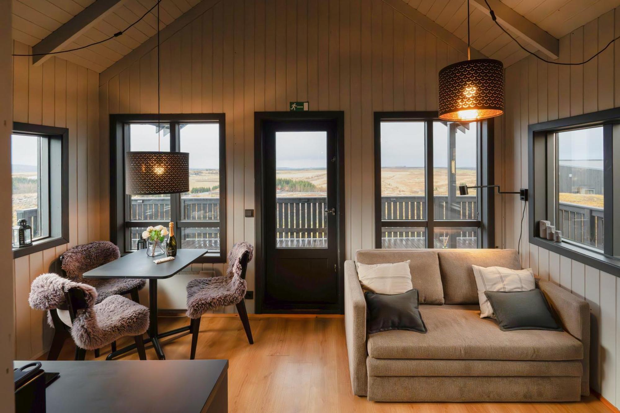 Cozy Cabin Near Golden Circle With Panoramic Views Mosfellsbaer Exterior photo
